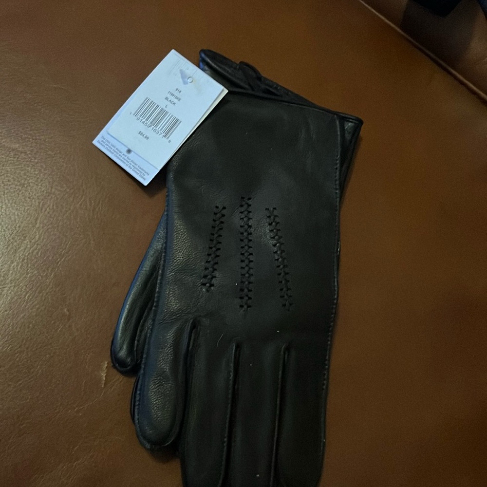 Brand new Ugg  fur lined leather gloves